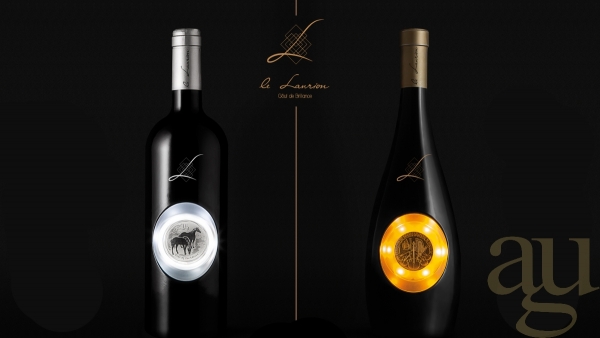 Le Laurion® Bordeaux Weinflasche inkl. Silbermünze und Beleuchtung - Weltneuheit-